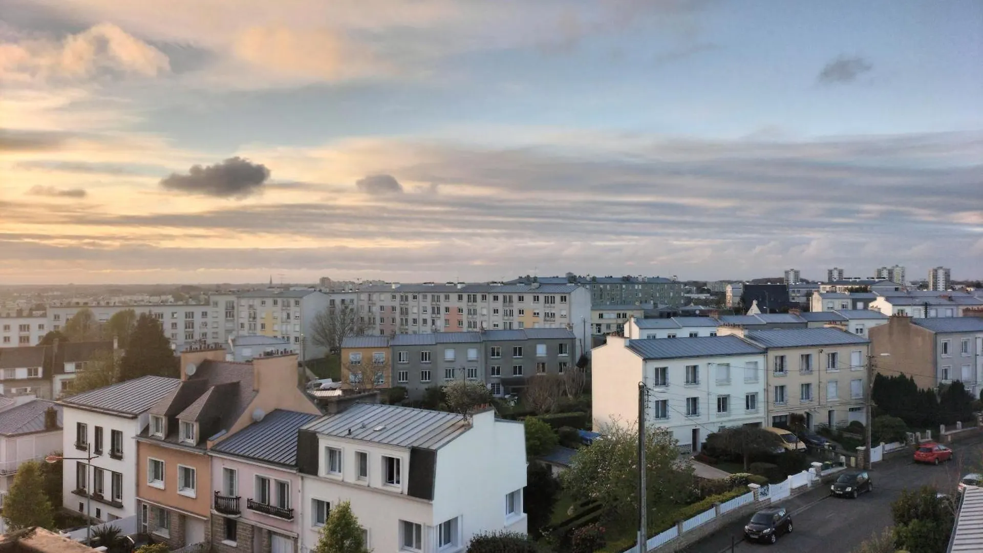 Appartement Lumineux 70 M2 Proche Centre Brest 0*,  Frankrike