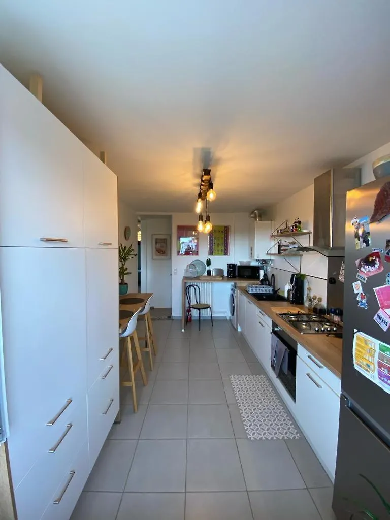 Appartement Lumineux 70 M2 Proche Centre Brest Habitación en casa particular
